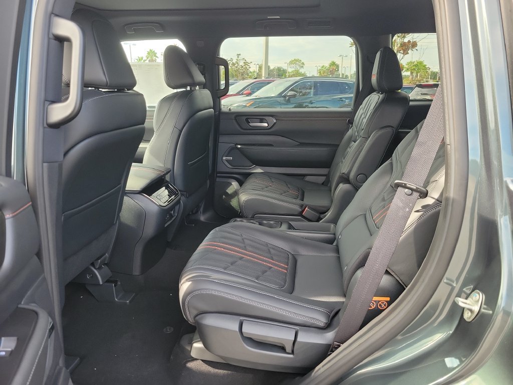 New 2026 Nissan Armada PRO-4X AWD/4WD image 11