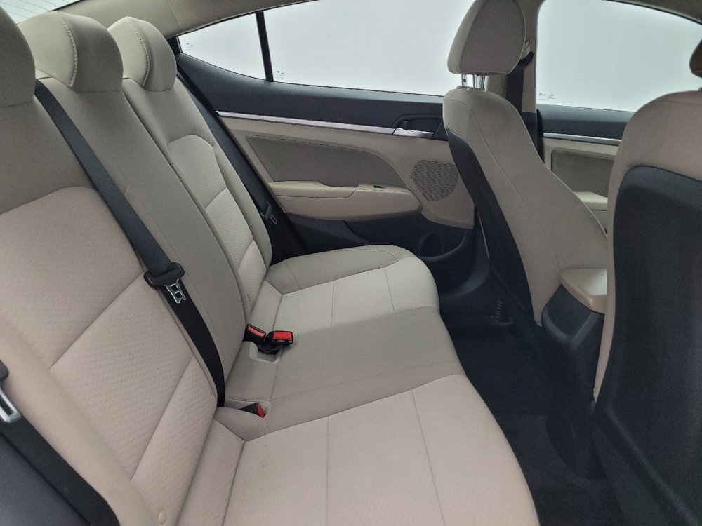 Used 2019 Hyundai Elantra SEL w/ Winter Weather Package FWD image 19