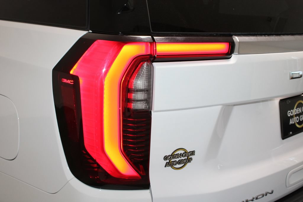 Used 2025 GMC Yukon XL Denali AWD/4WD image 61