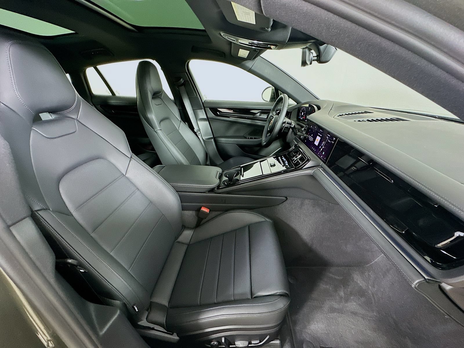 New 2026 Porsche Panamera 4 AWD/4WD image 43