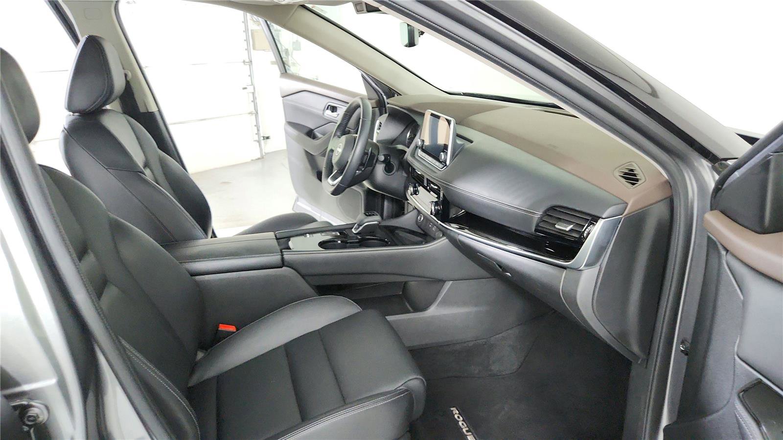 Certified 2023 Nissan Rogue SL image 21