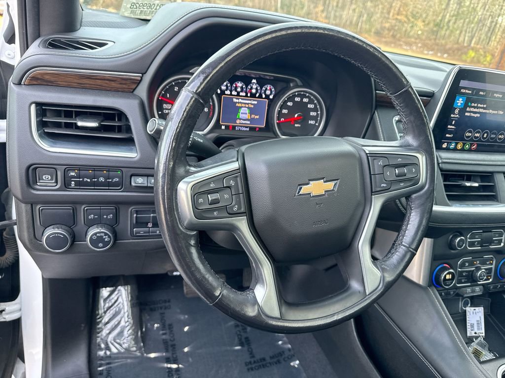 Used 2021 Chevrolet Tahoe Premier w/ Premium Package image 16