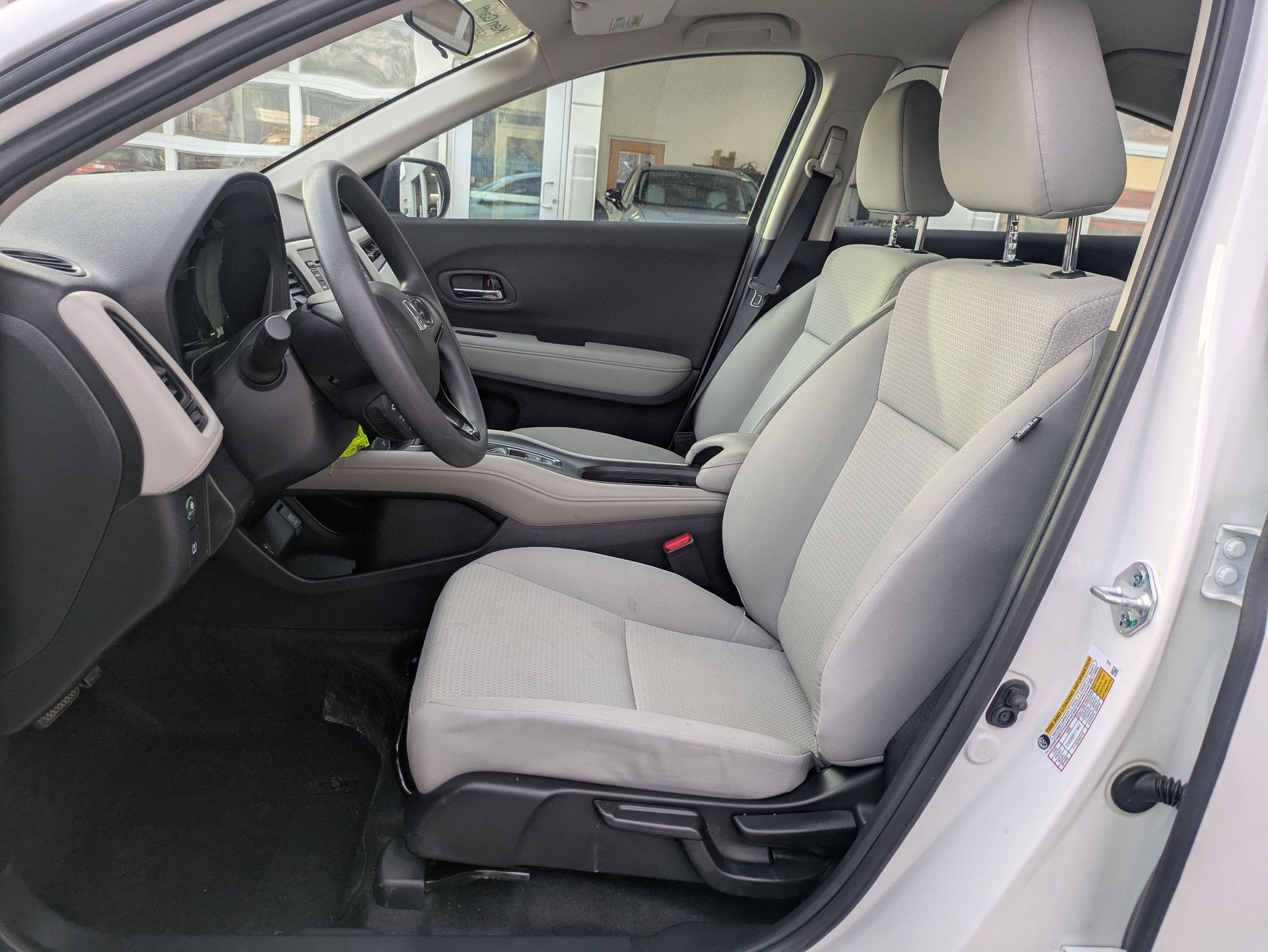 Used 2021 Honda HR-V LX image 23