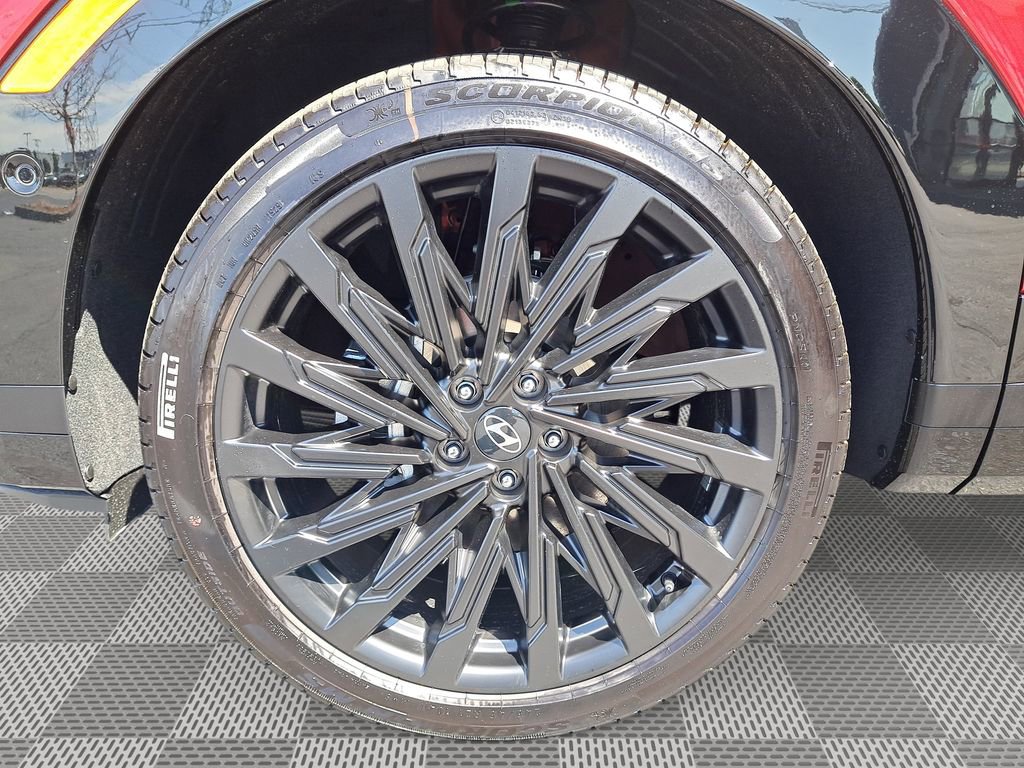 New 2025 Hyundai Santa Fe Calligraphy image 10
