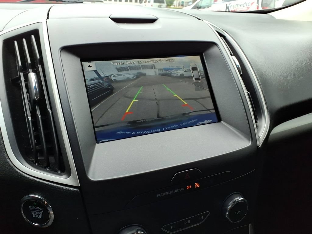 Used 2019 Ford Edge SEL w/ Equipment Group 201A FWD image 19