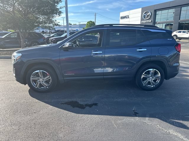 Used 2018 GMC Terrain SLE w/ Driver Convenience Package AWD/4WD image 2