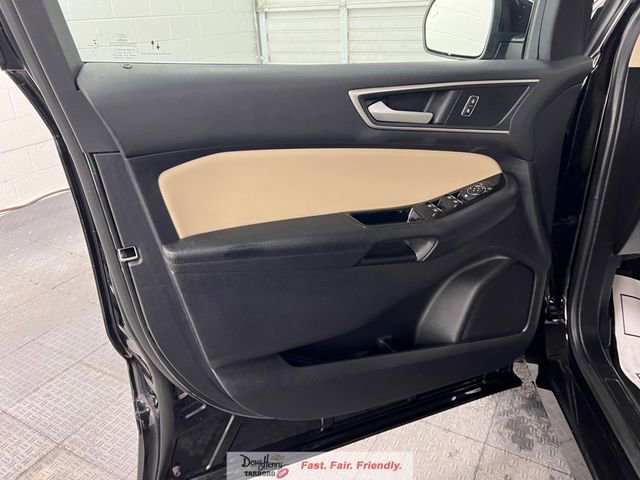 Used 2020 Ford Edge SEL w/ Convenience Package image 23