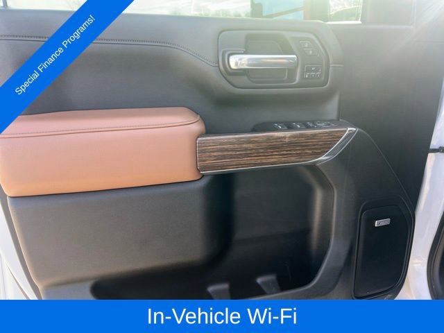 Used 2022 Chevrolet Silverado 2500 High Country w/ Z71 Off-Road Package image 11
