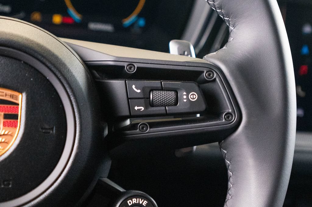 New 2026 Porsche Cayenne Coupe AWD/4WD image 35