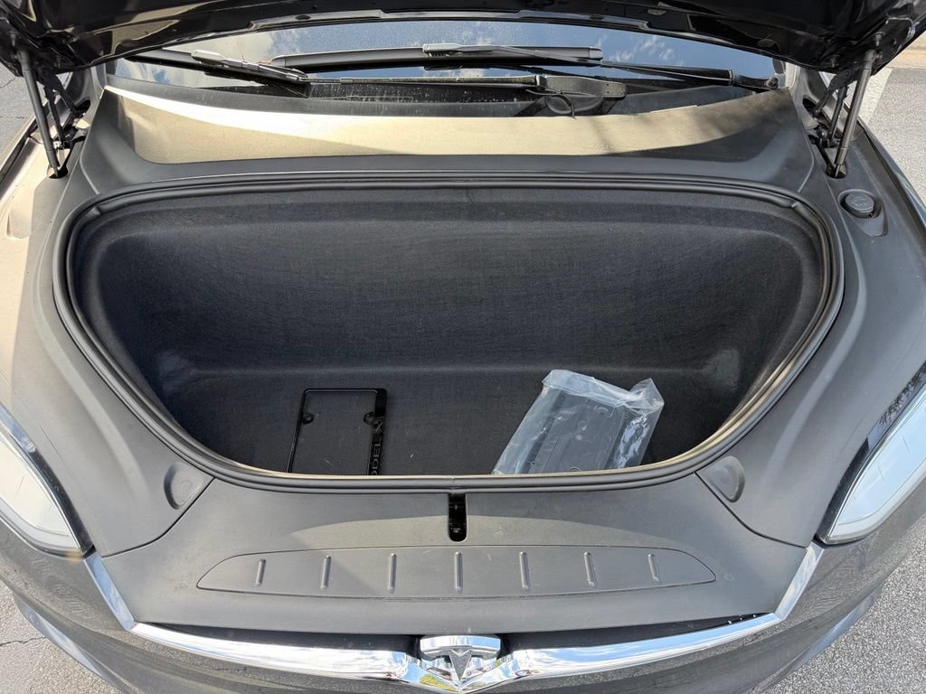 Used 2020 Tesla Model X Long Range AWD/4WD image 6