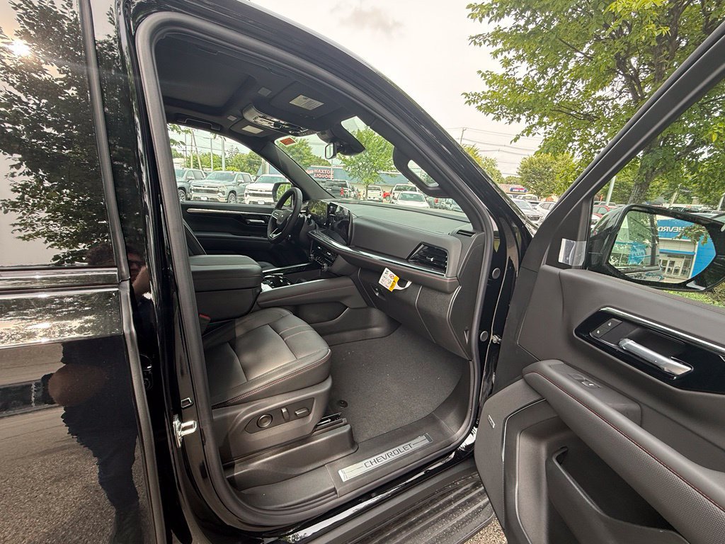 New 2026 Chevrolet Tahoe RST w/ RST Capability Package AWD/4WD image 17