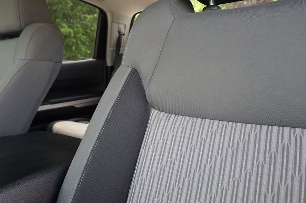 Used 2014 Toyota Tundra SR5 w/ SR5 Upgrade Package RWD image 18