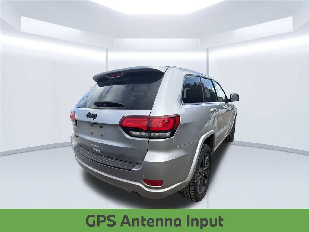 Used 2021 Jeep Grand Cherokee Laredo X AWD/4WD image 14