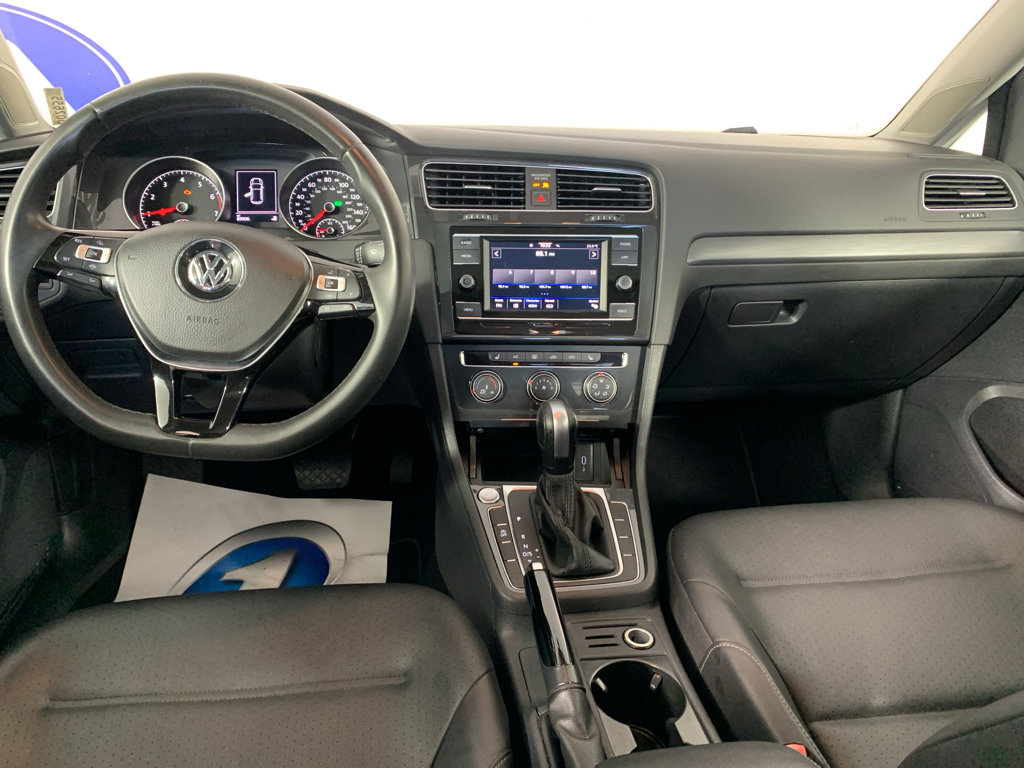 Used 2021 Volkswagen Golf 4-Door FWD image 34