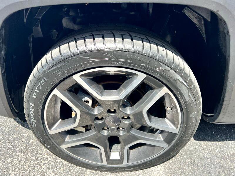 Used 2021 Jeep Renegade Sport image 18