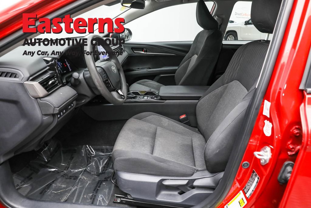 Used 2025 Toyota Camry LE image 14
