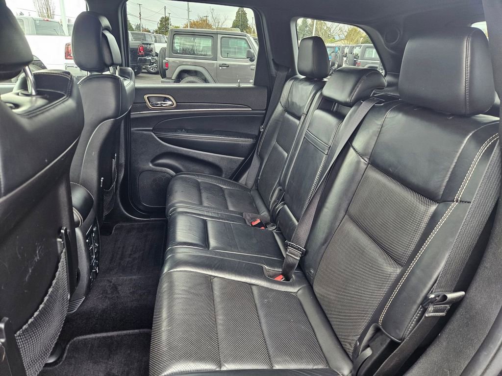Used 2015 Jeep Grand Cherokee Limited w/ Luxury Group II image 24