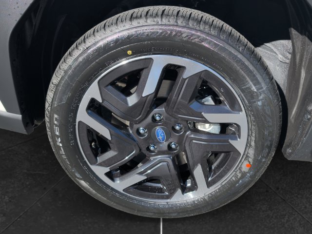 New 2026 Subaru Forester Touring AWD/4WD image 9