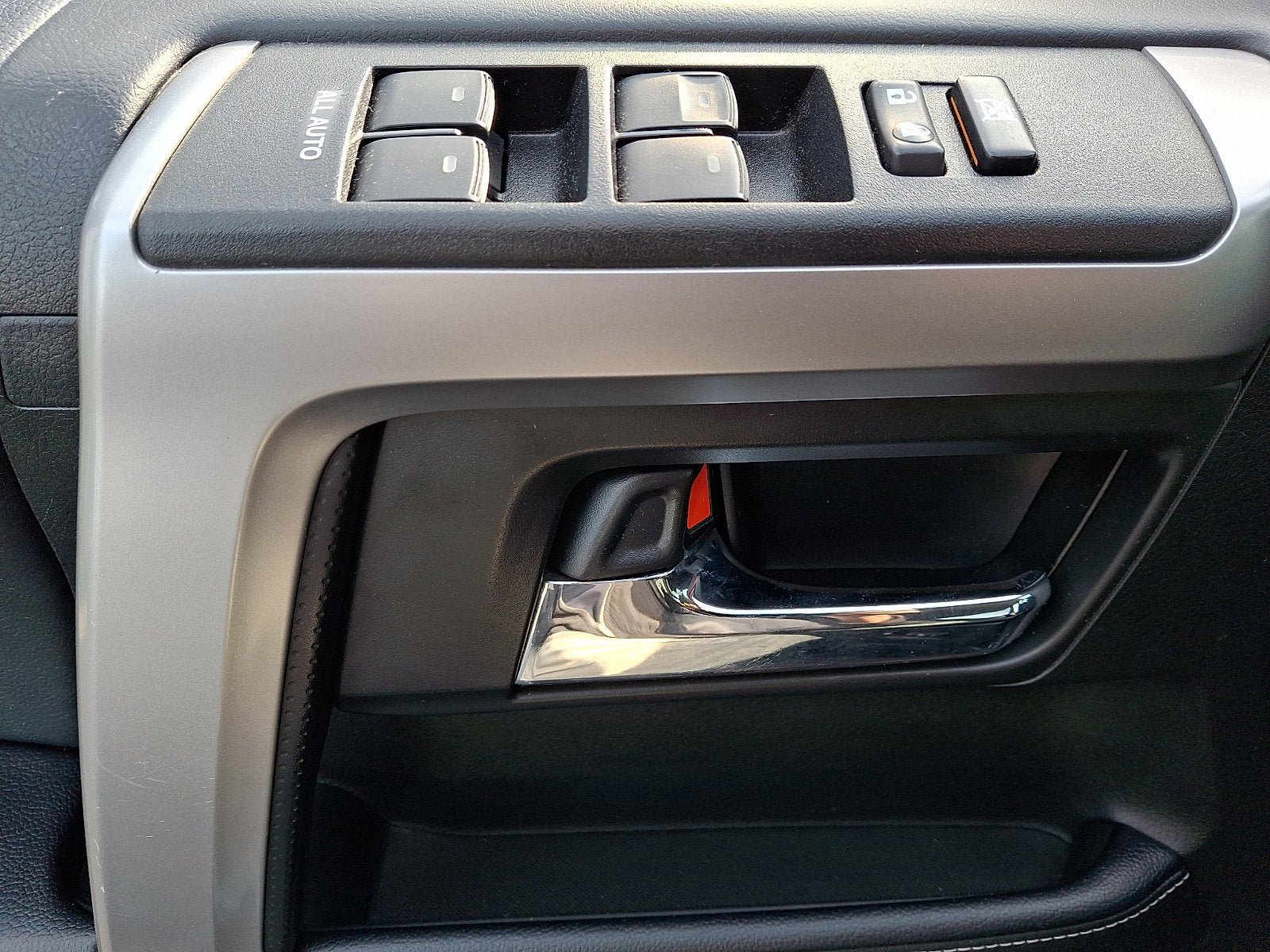 Used 2024 Toyota 4Runner SR5 image 12