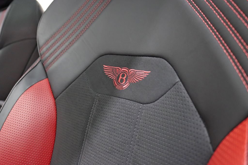 Used 2023 Bentley Bentayga AWD/4WD image 27