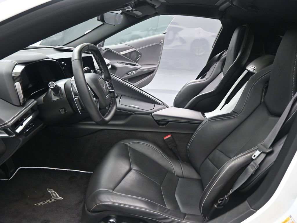 Used 2023 Chevrolet Corvette Stingray Preferred Cpe w/ Z51 Performance Package image 9