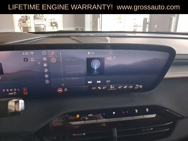 Used 2025 Buick Enclave Preferred image 13