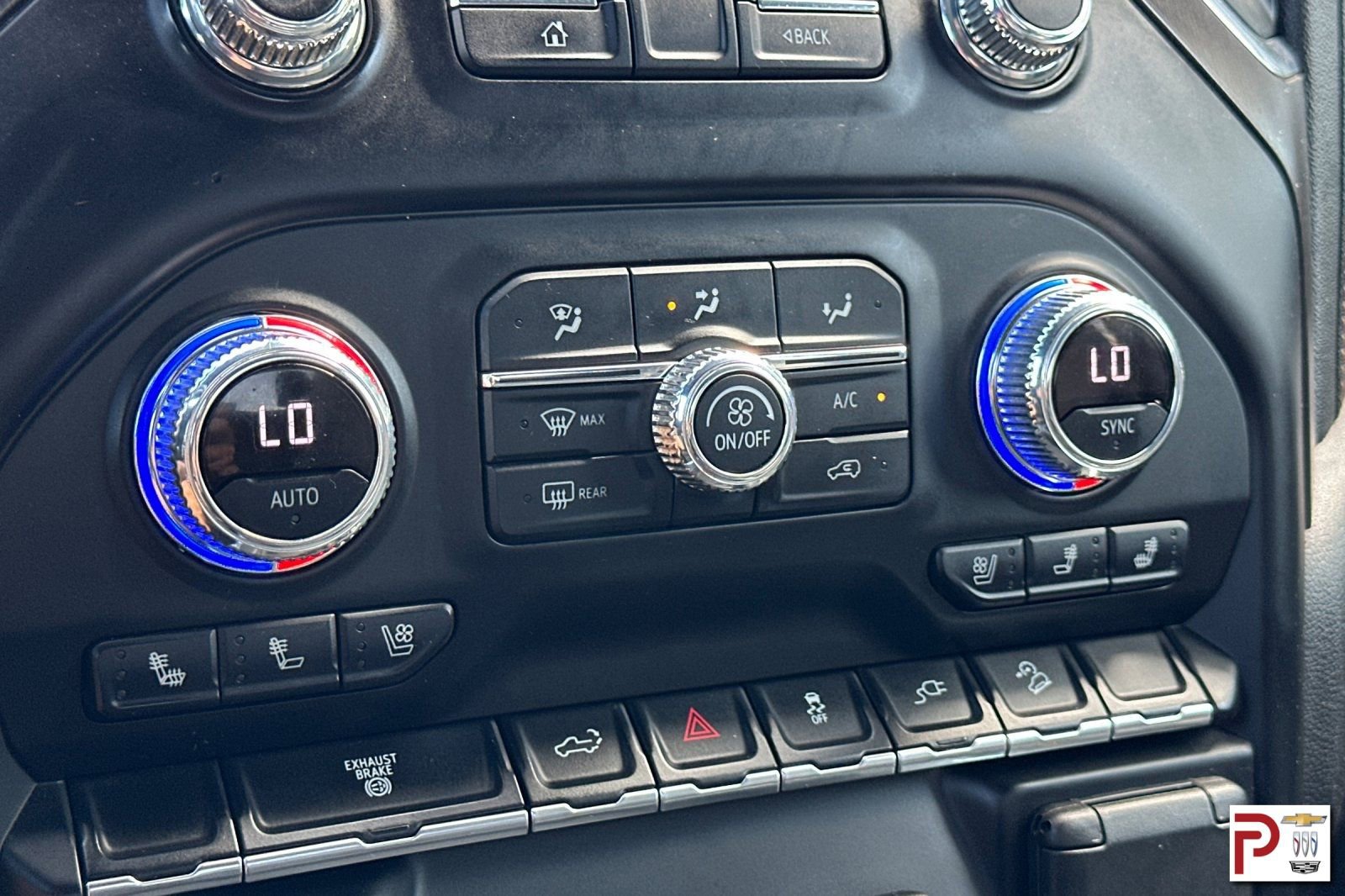 Certified 2021 GMC Sierra 3500 AT4 w/ Gooseneck/5TH Wheel Package image 24