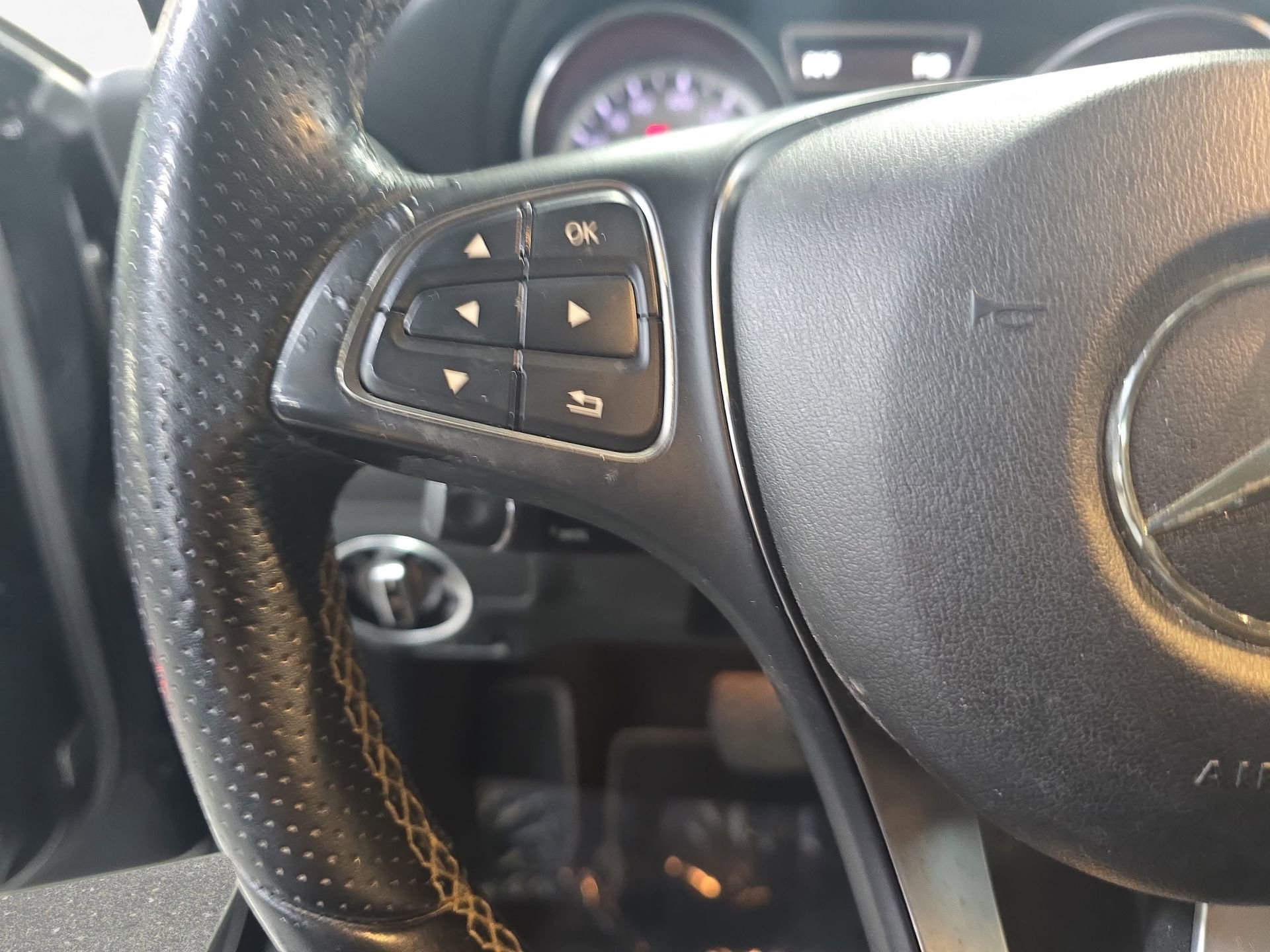 Certified 2016 Mercedes-Benz GLA 250 4MATIC image 17