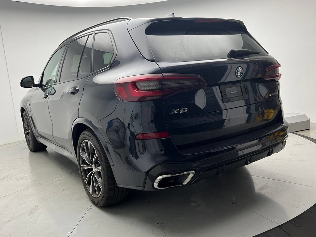 Certified 2022 BMW X5 xDrive45e w/ M Sport Package AWD/4WD image 4