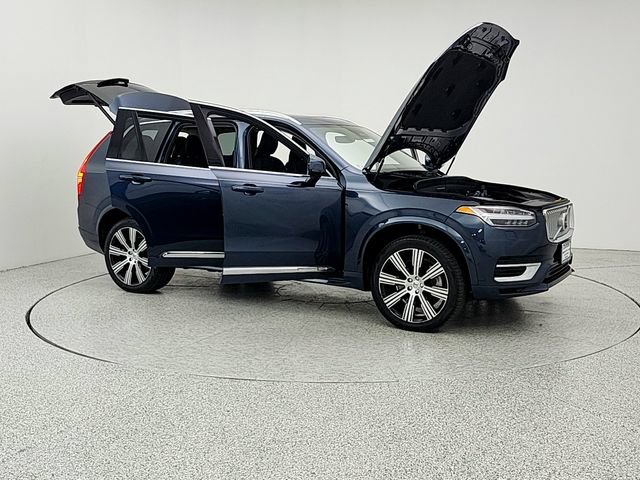 Certified 2024 Volvo XC90 T8 Plus w/ Protection Package Premier AWD/4WD image 10