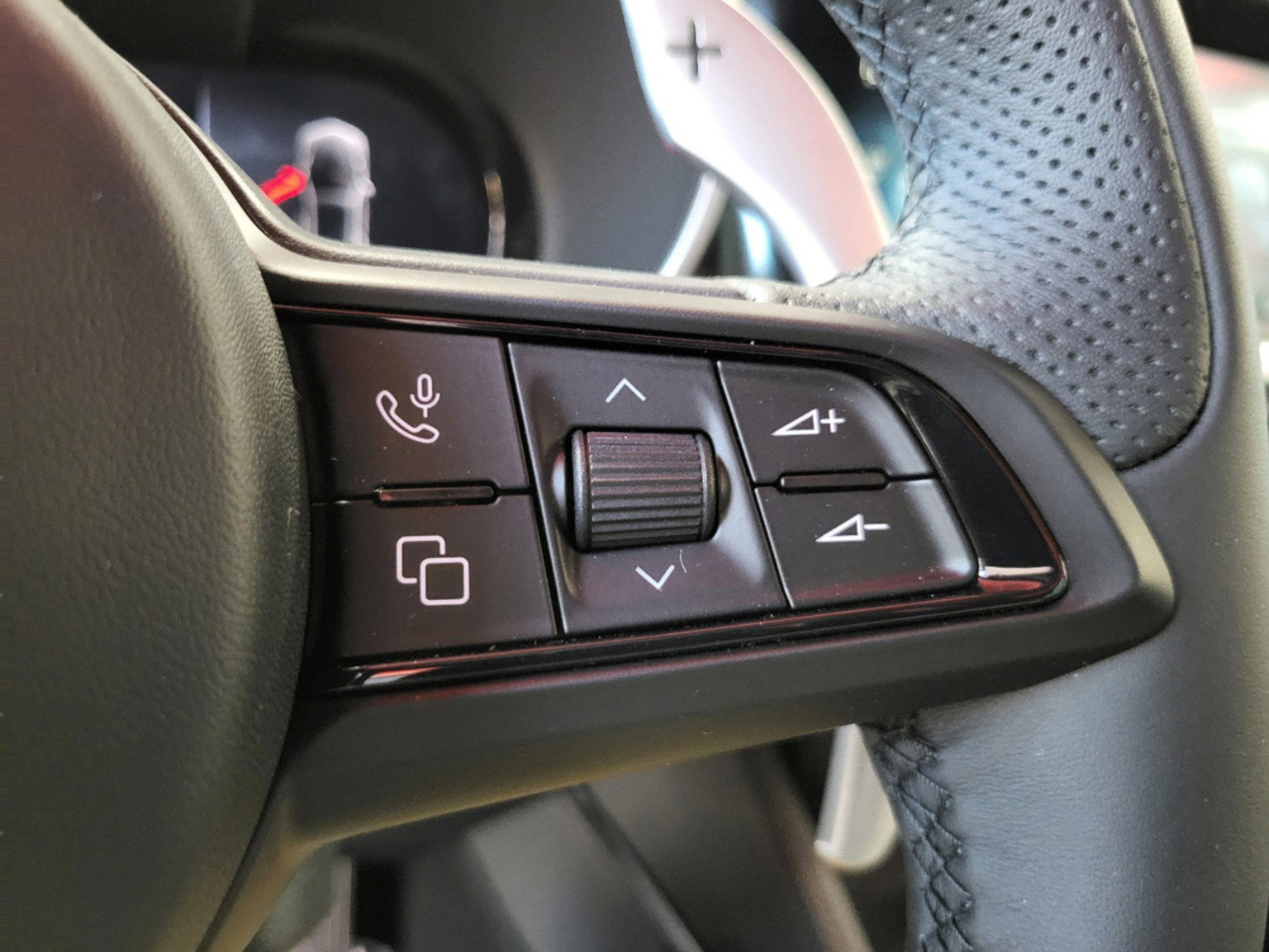 New 2025 Alfa Romeo Stelvio Sprint AWD/4WD image 64