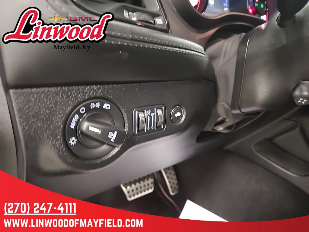 Used 2023 Dodge Challenger R/T w/ Plus Package image 14