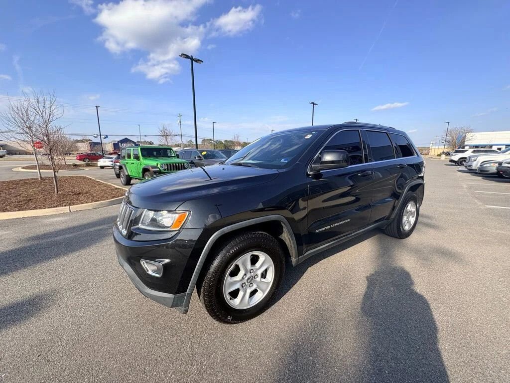 Used 2016 Jeep Grand Cherokee Laredo w/ Quick Order Package 23E RWD image 21