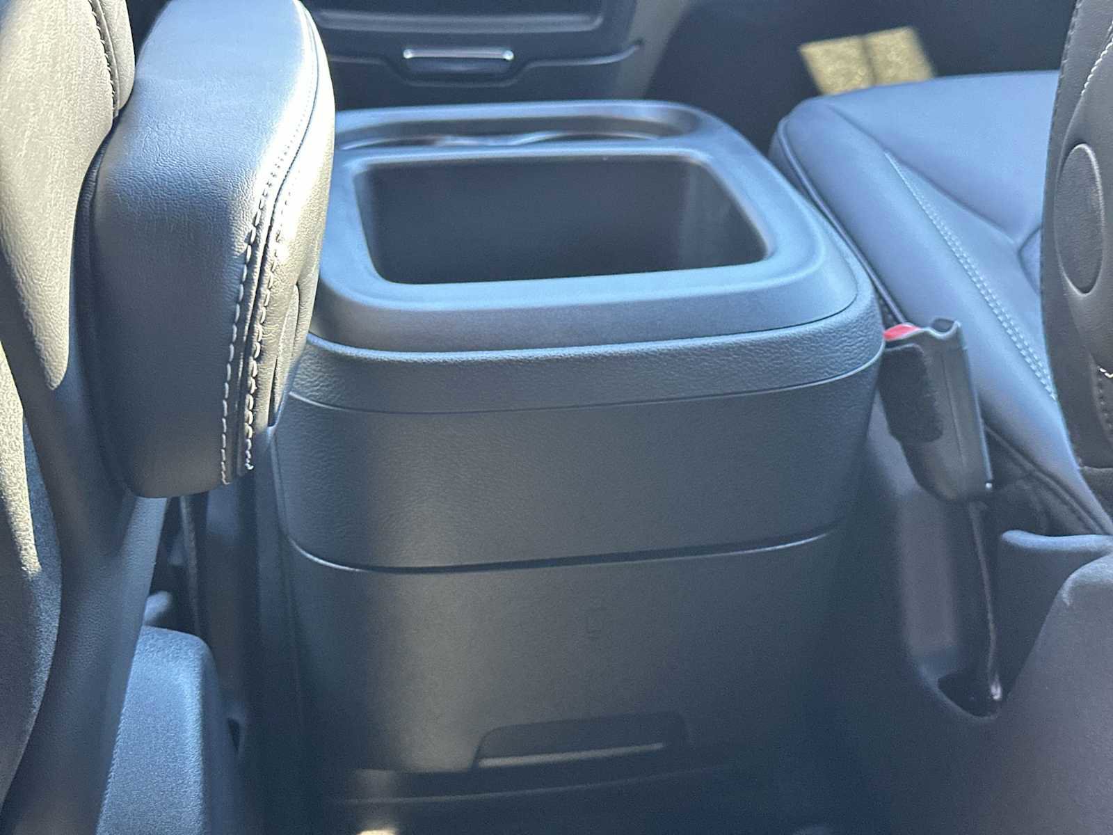 New 2026 Chrysler Pacifica Select image 20