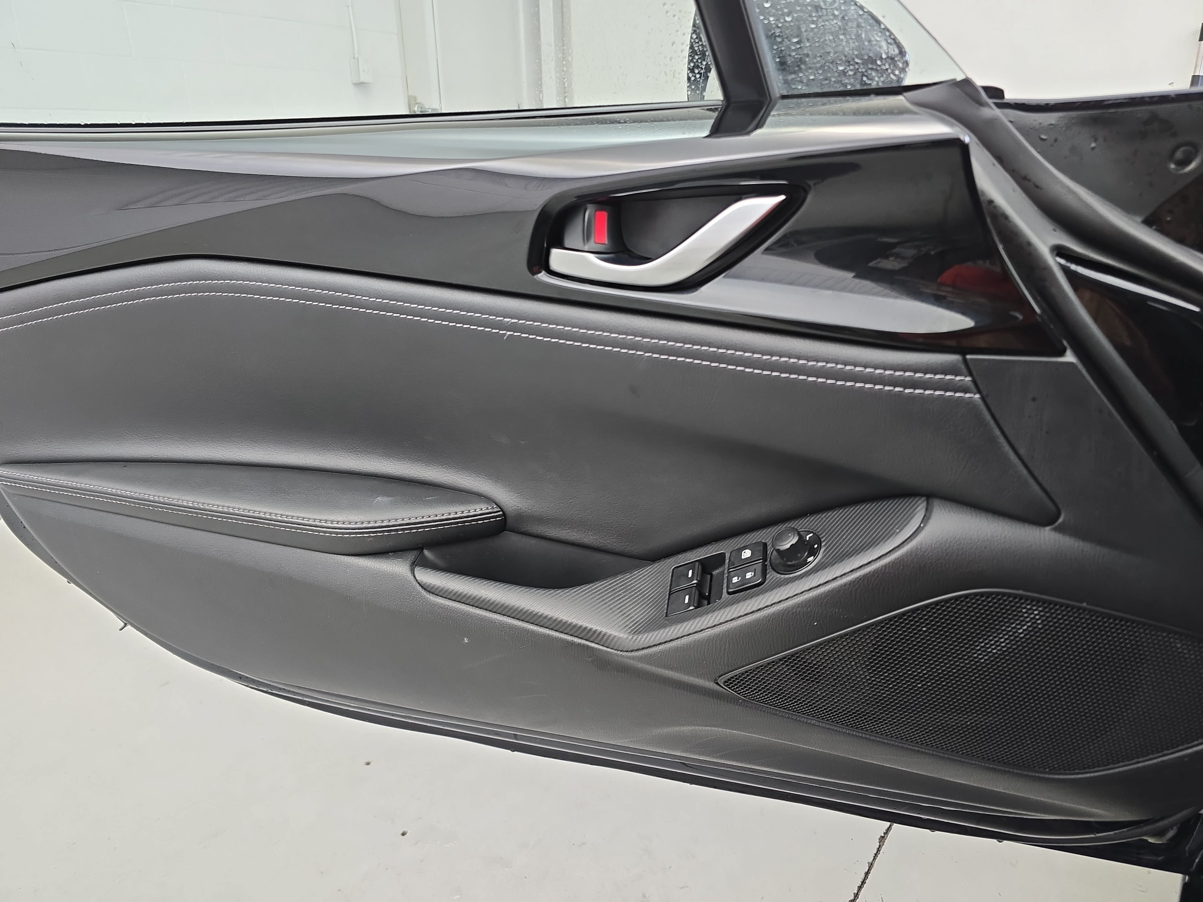 Used 2025 MAZDA MX-5 Miata RF Grand Touring RWD image 23