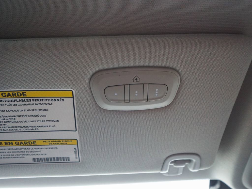 Used 2023 Jeep Cherokee Altitude Lux w/ Lux Elite Package image 32