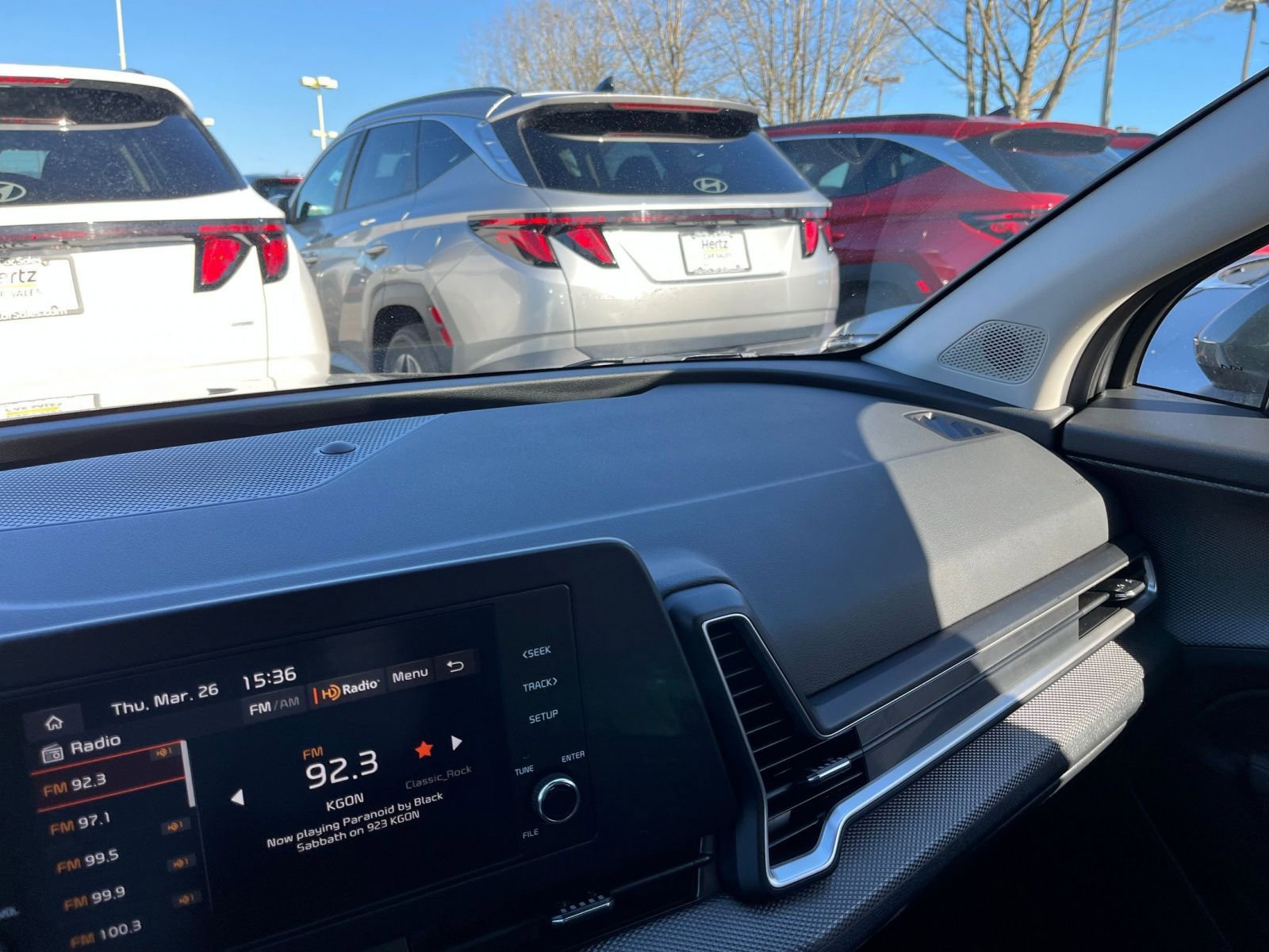Used 2025 Kia Sportage LX image 34