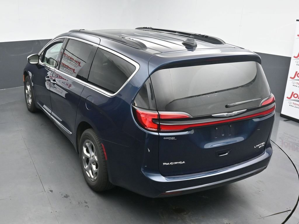 Used 2023 Chrysler Pacifica Limited image 14