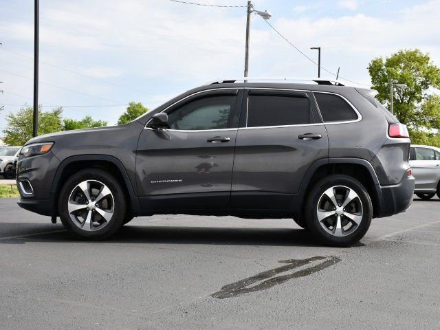 Used 2019 Jeep Cherokee Limited image 4