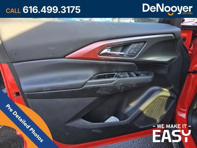 Used 2024 Chevrolet Equinox EV RS image 10