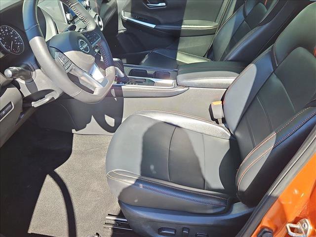 Used 2025 Nissan Sentra SR w/ SR Premium Package FWD image 16