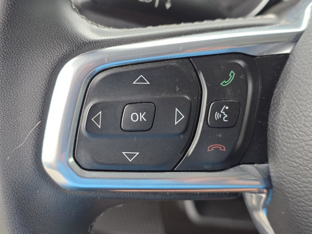 Used 2023 Jeep Wrangler Unlimited Sahara AWD/4WD image 25