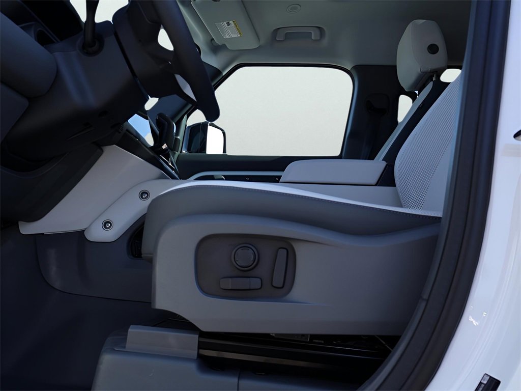 New 2025 Land Rover Defender 110 S image 36