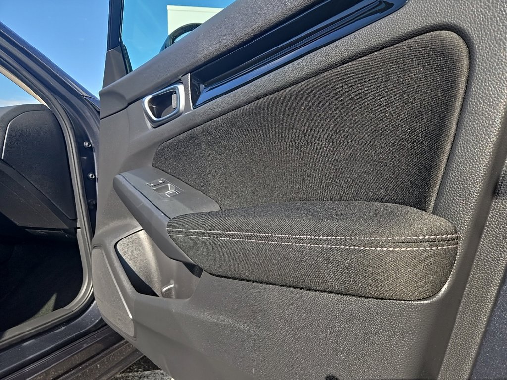 Used 2022 Honda Civic EX image 30