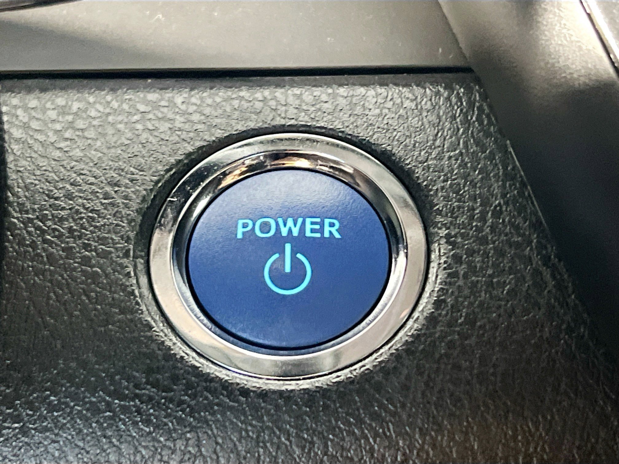 Used 2022 Toyota Camry LE image 24