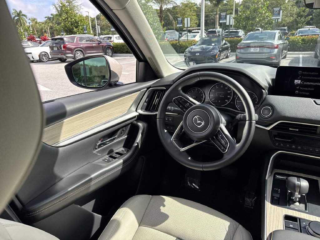 Certified 2026 MAZDA CX-90 3.3 Turbo w/ Preferred Package AWD/4WD image 21