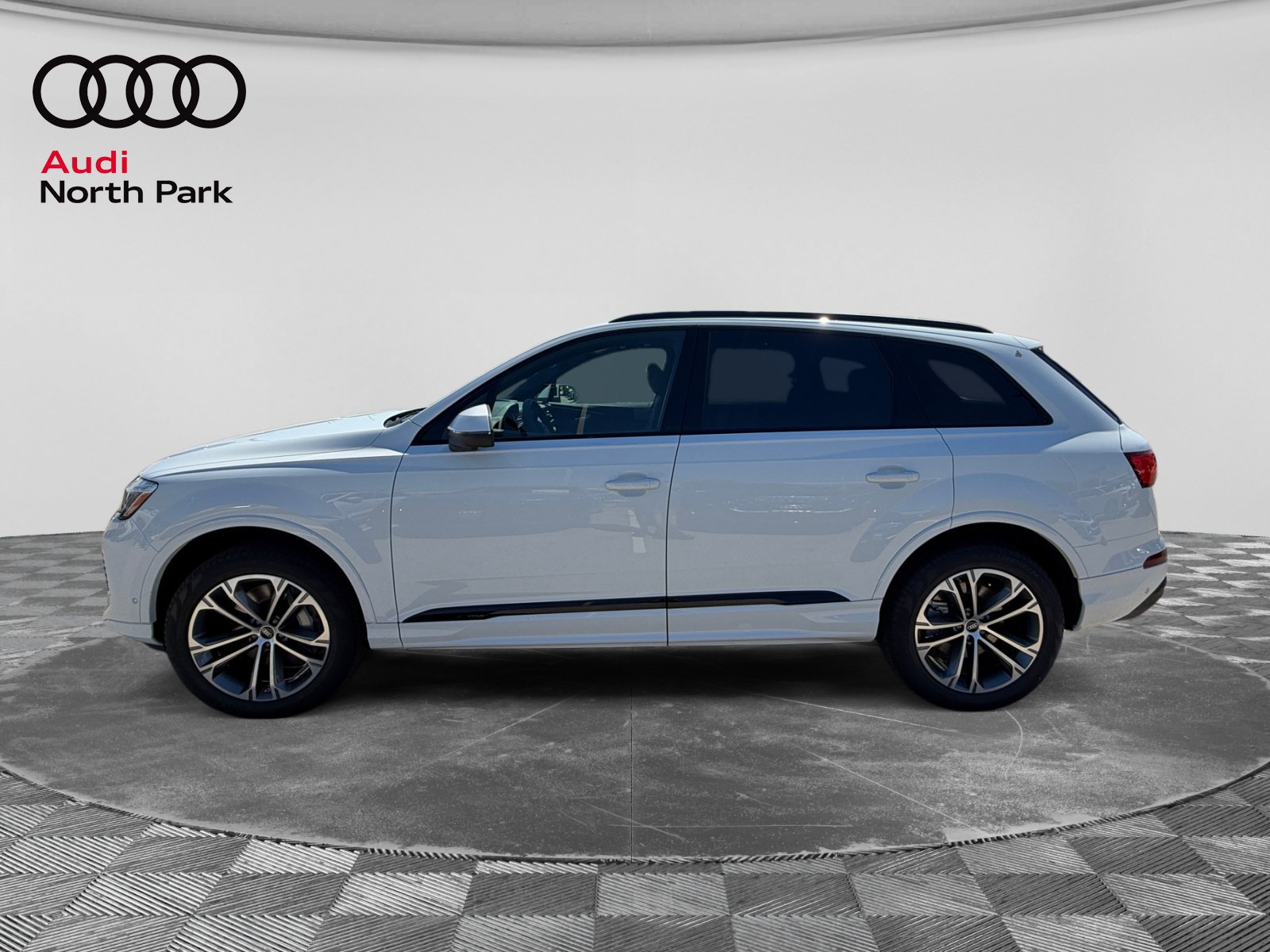 New 2026 Audi Q7 2.0T Premium AWD/4WD image 2