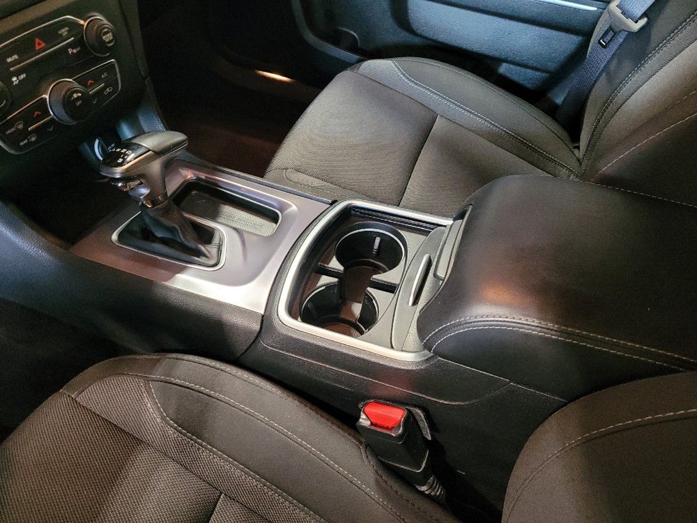Used 2019 Dodge Charger SXT RWD image 26