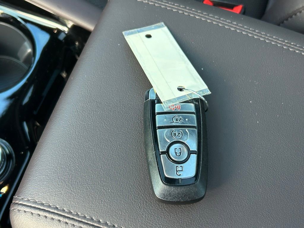 Used 2025 Ford Explorer Platinum w/ Ultimate Package image 45