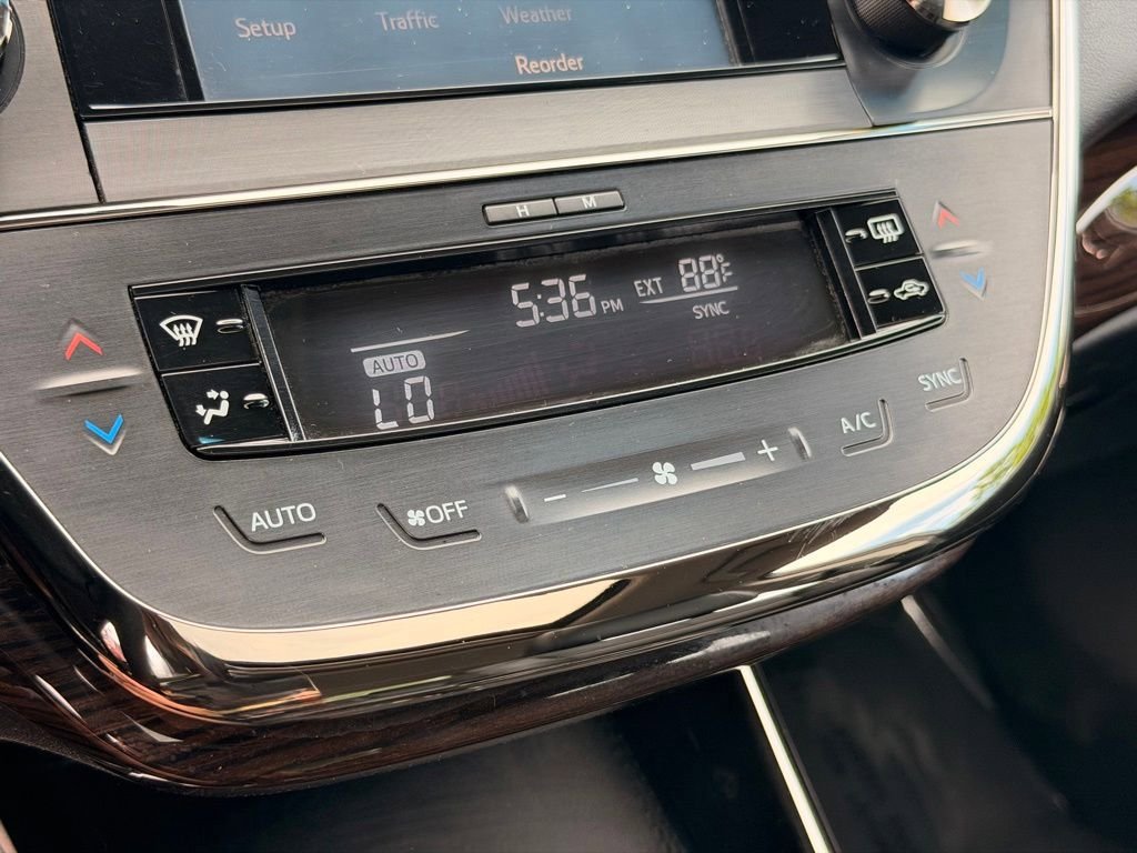 Used 2015 Toyota Avalon XLE Premium FWD image 36